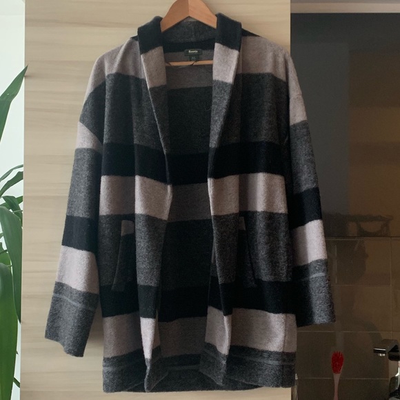 Roots Sweaters - Roots Sweater/jacket